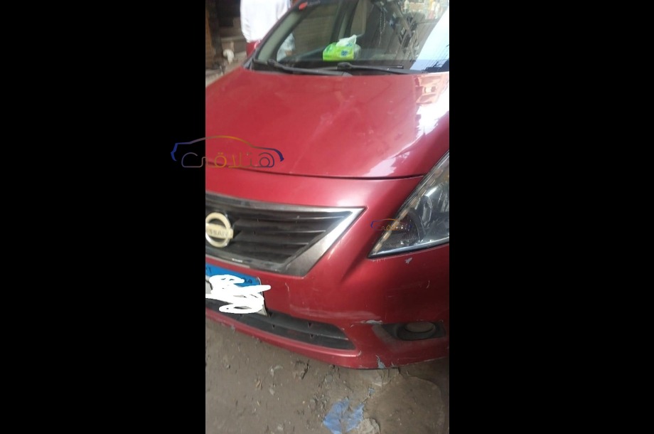 Sunny Nissan Dark red