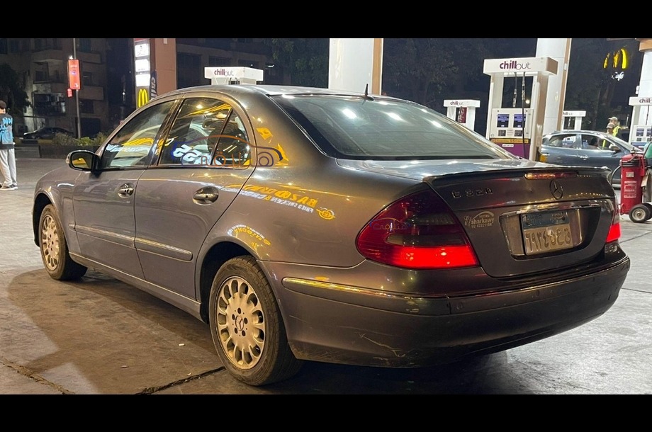 E 320 Mercedes Petroleum