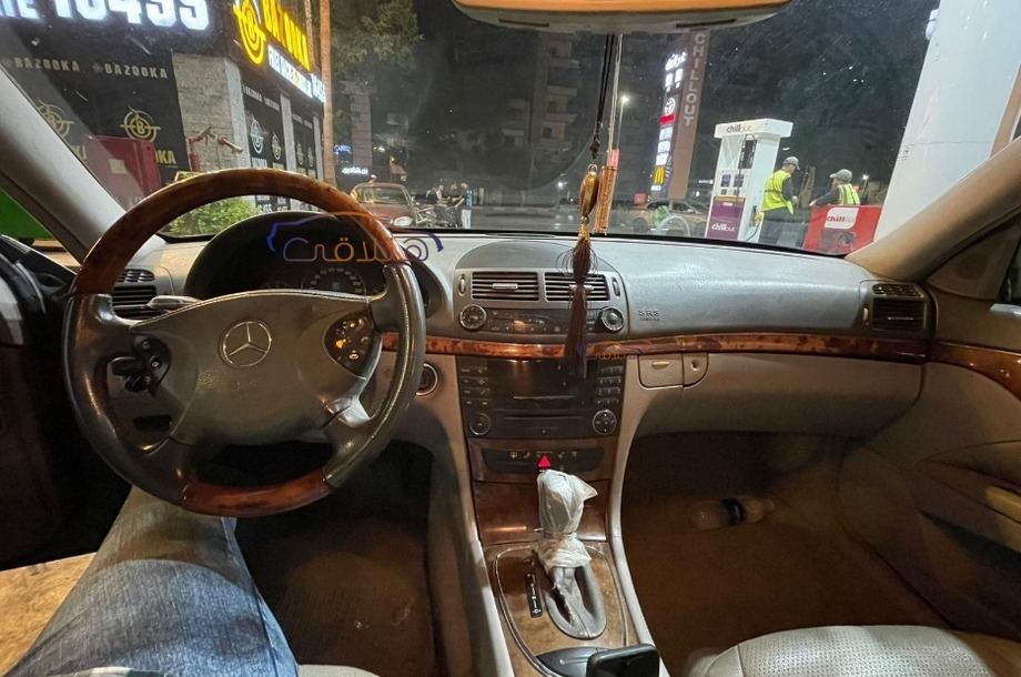 E 320 Mercedes Petroleum