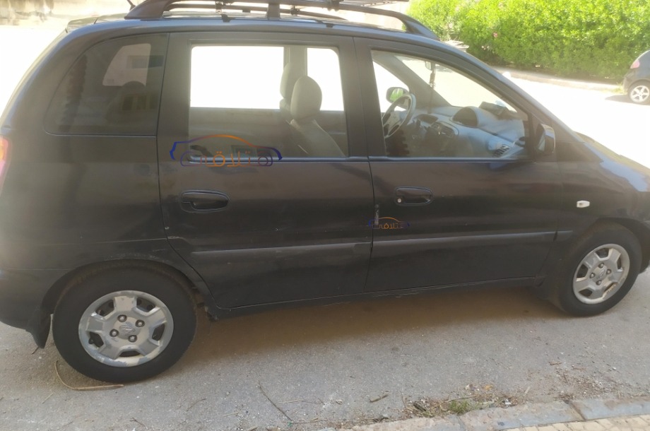 Matrix Hyundai أسود