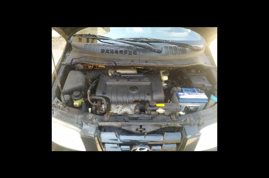 Matrix Hyundai أسود