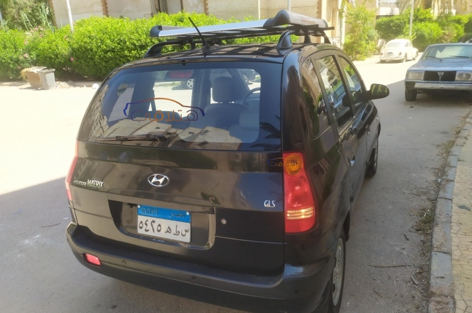 Matrix Hyundai أسود
