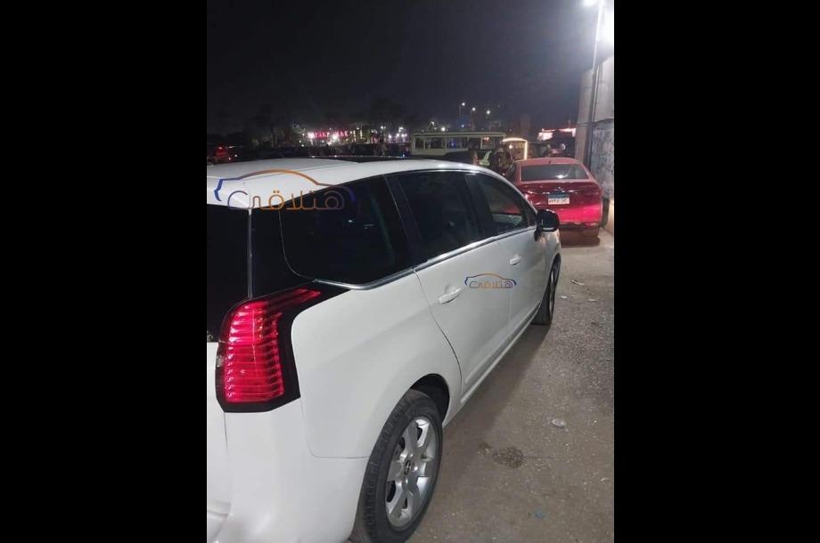 5008 Peugeot White