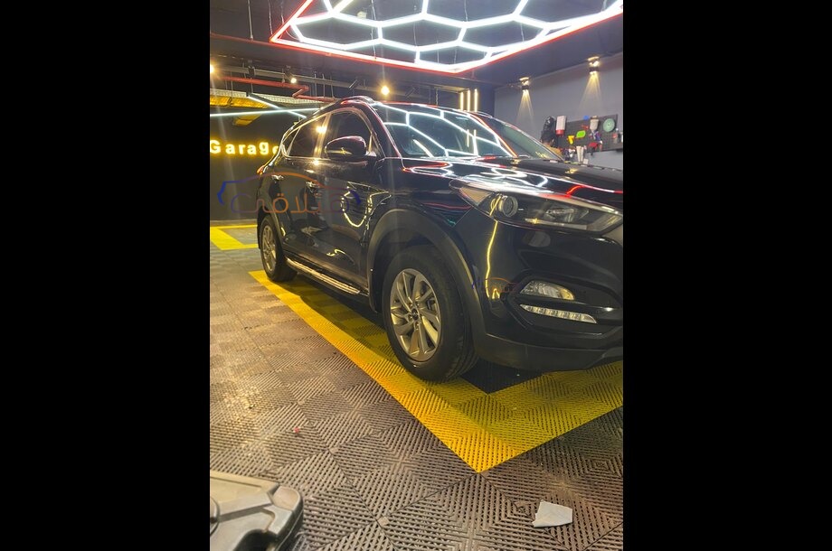 Tucson Hyundai Black