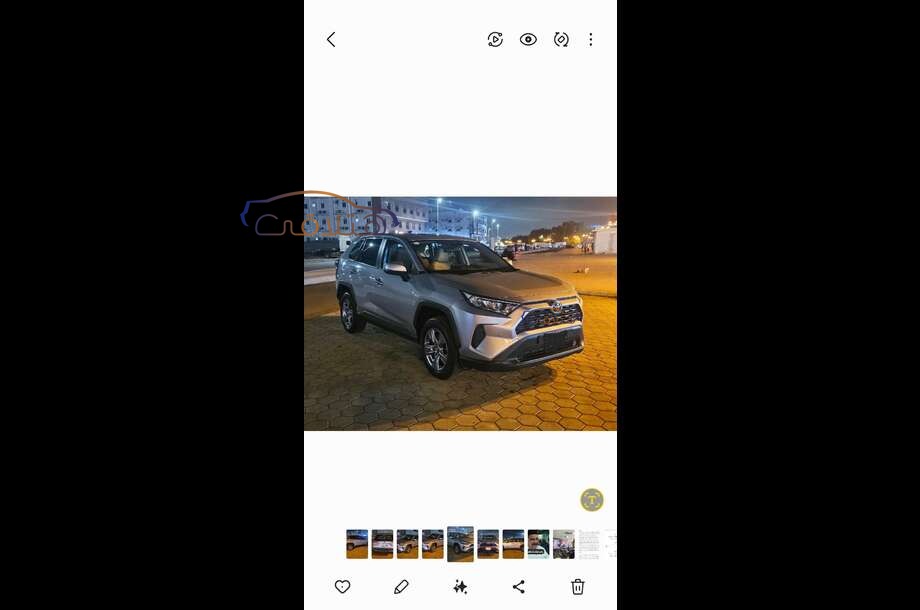 Rav 4 Toyota فضي