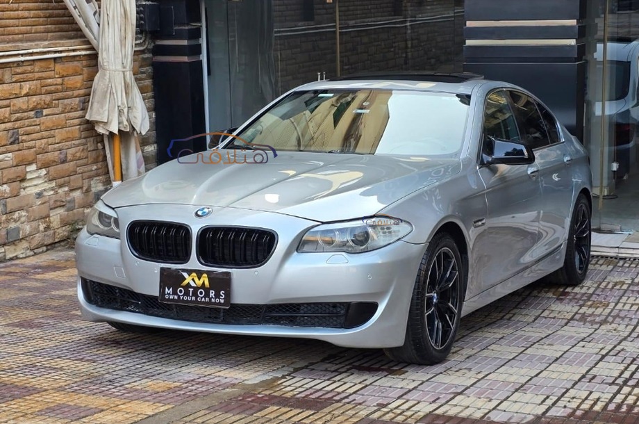 520 BMW فضي