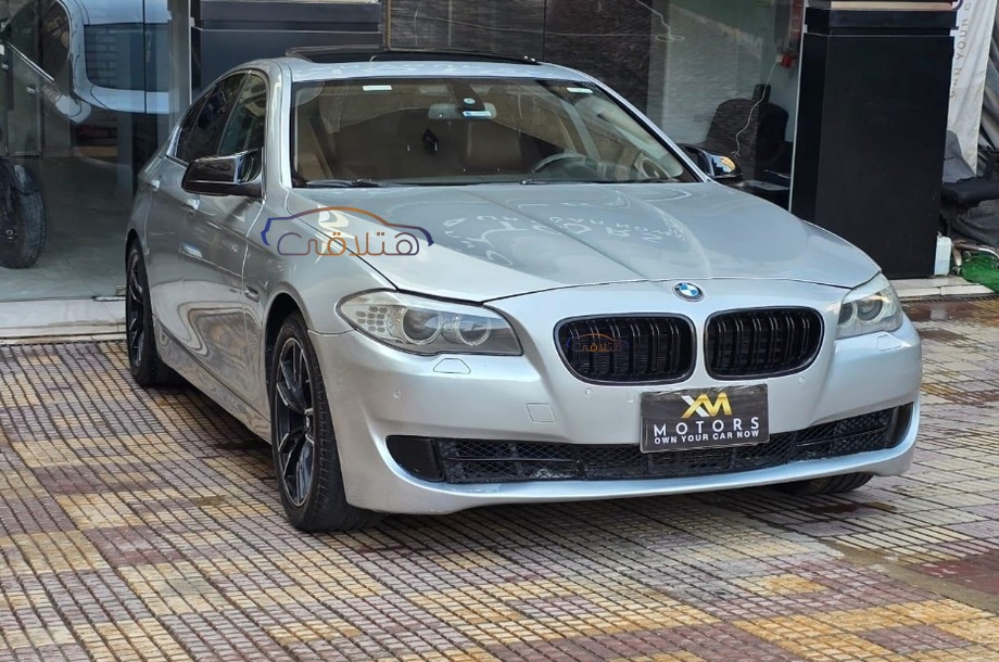 520 BMW فضي