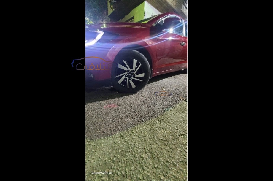 Elantra AD Hyundai احمر