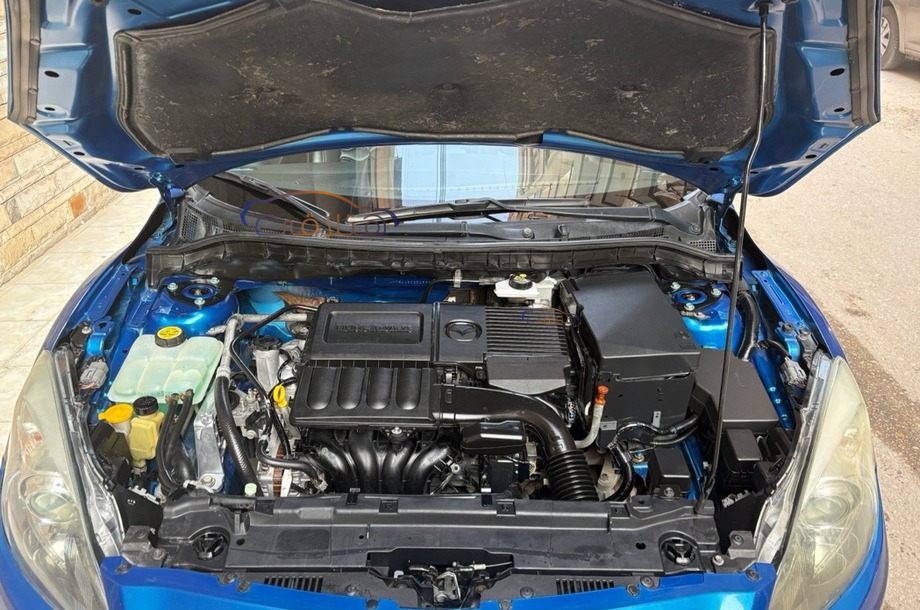 Mazda 3 Mazda أزرق