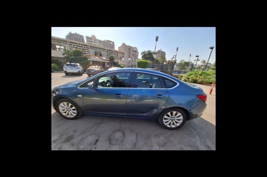 Astra Opel أزرق