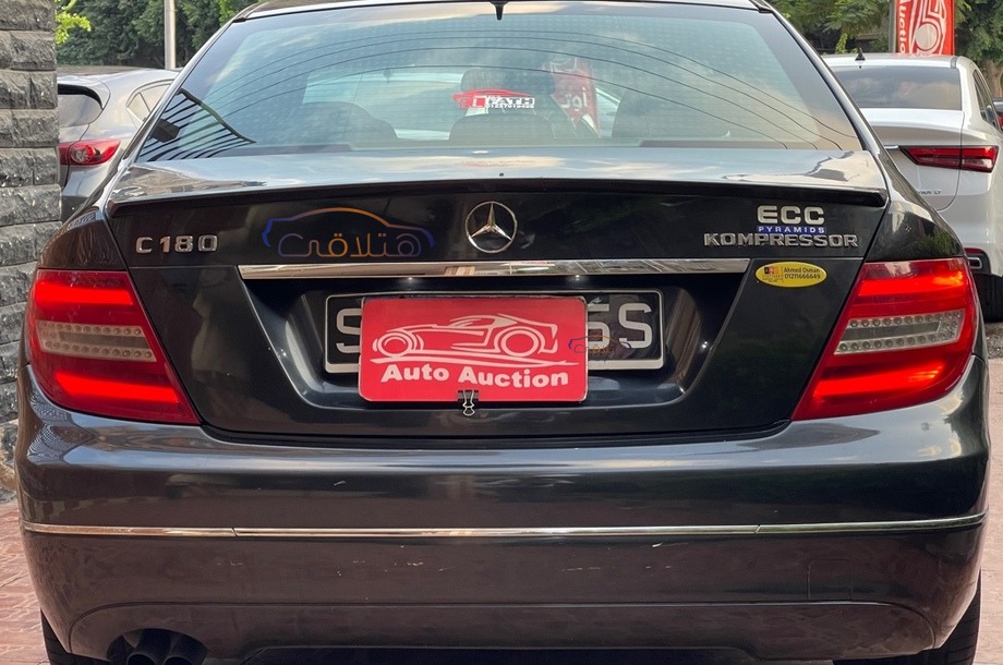 C 180 Mercedes بترولي