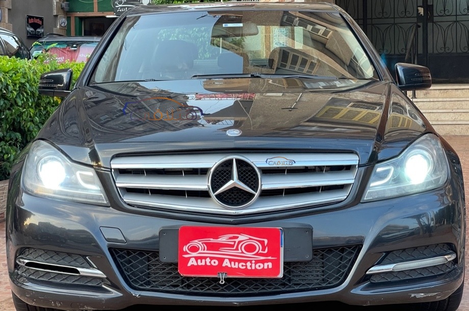 C 180 Mercedes بترولي