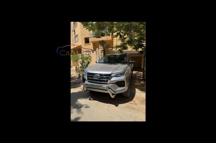Fortuner Toyota Gray