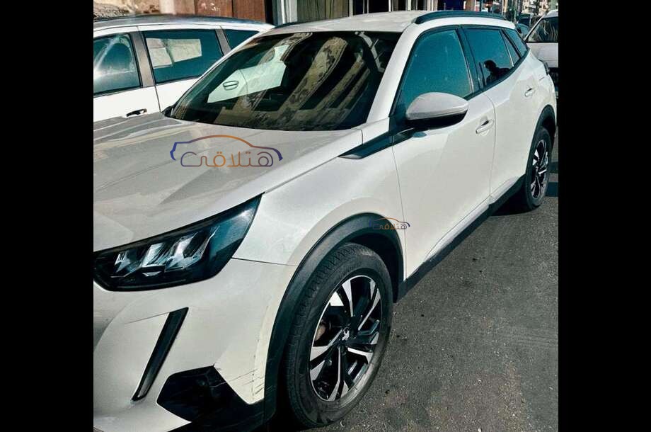2008 Peugeot أبيض