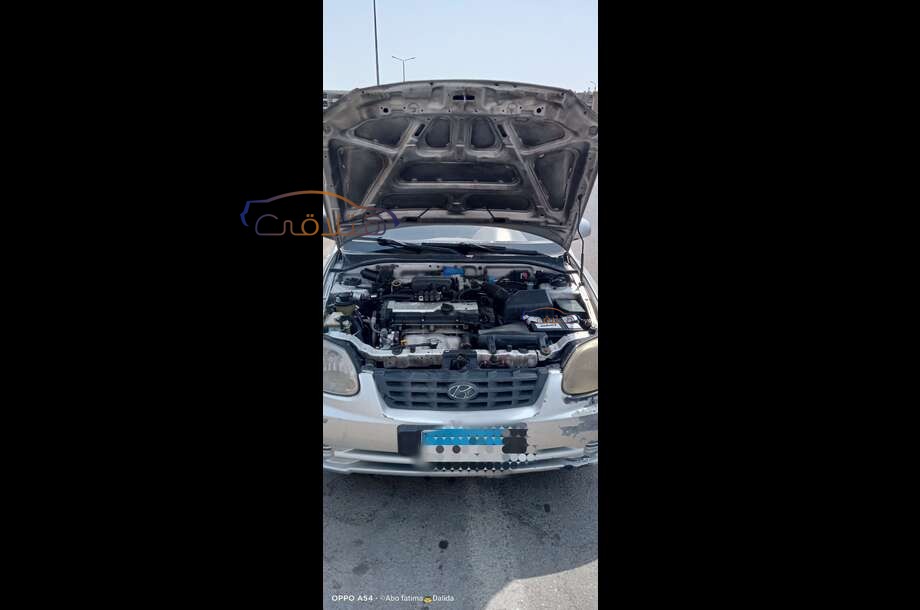 Verna Hyundai فضي