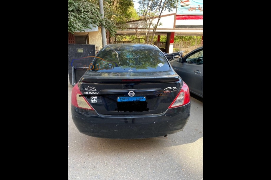 Sunny Nissan Black