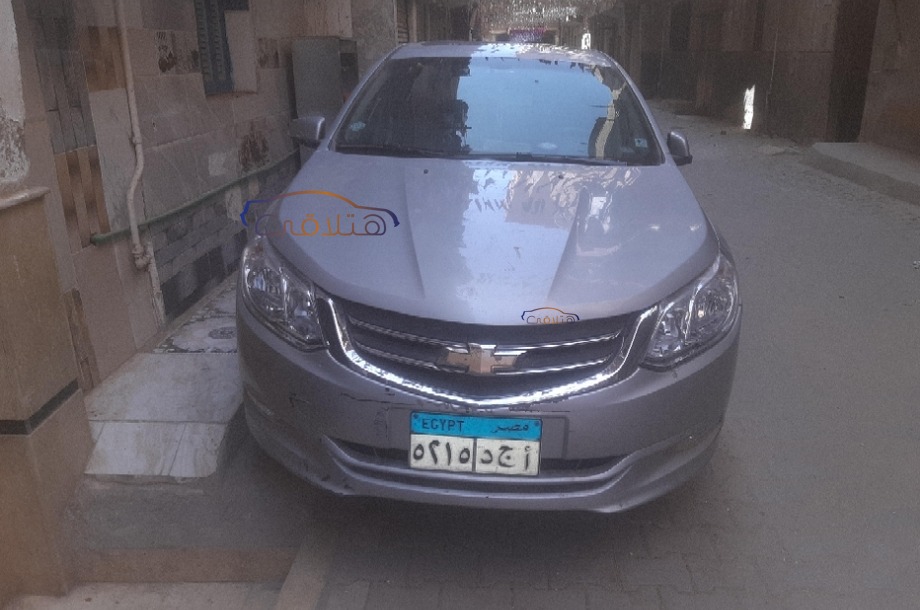 Optra Chevrolet فضي