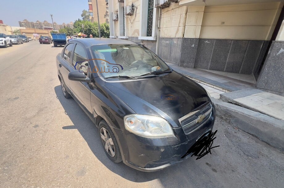 Aveo Chevrolet أسود