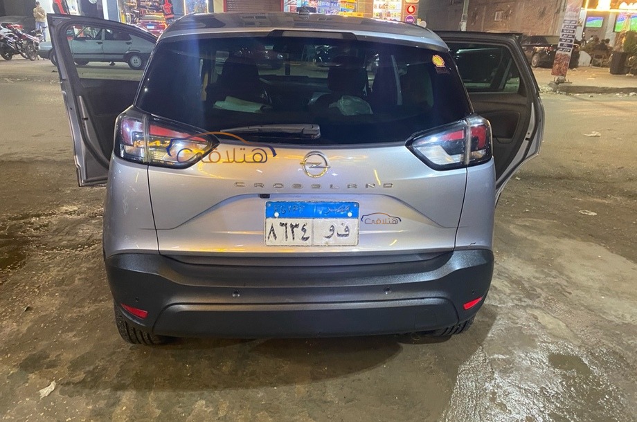 Crossland Opel فضي