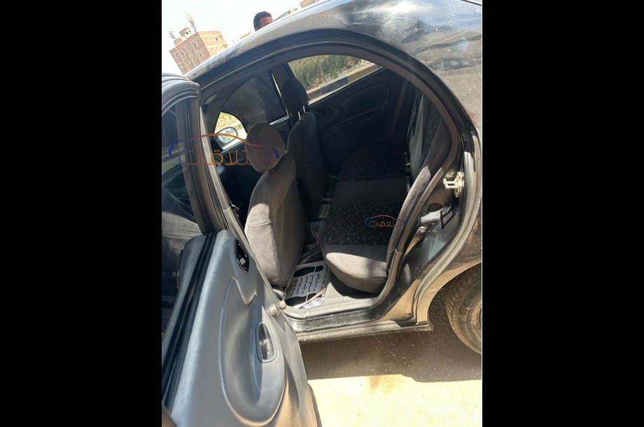 Lanos Chevrolet Dark red