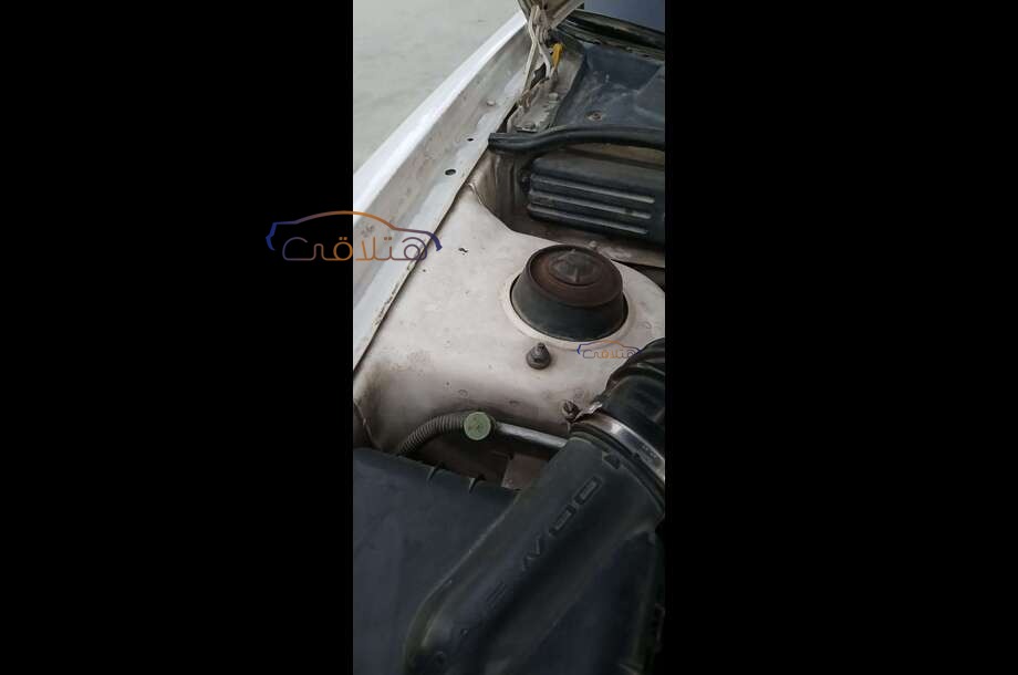 Nubira 2 Daewoo أبيض