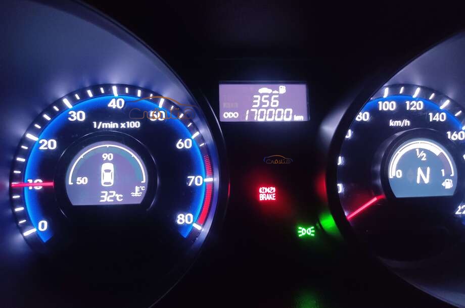 IX 35 Hyundai أسود