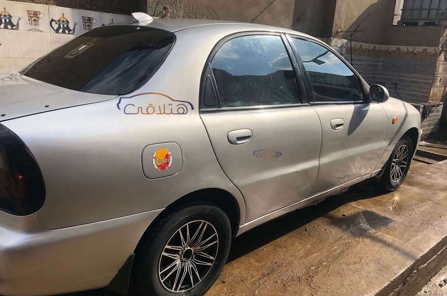 Lanos 2 Daewoo فضي