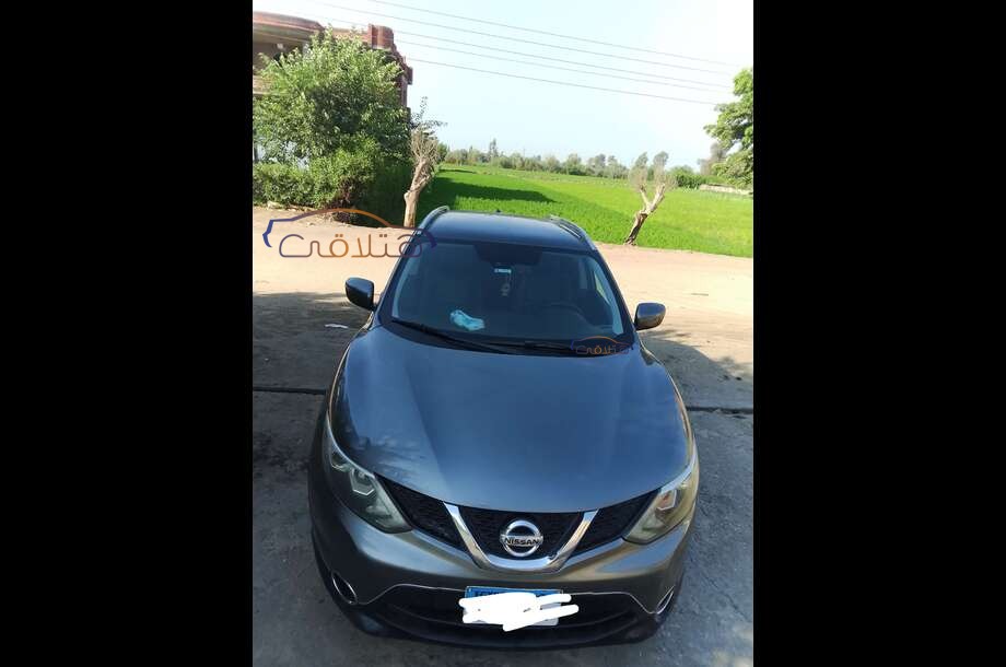 Qashqai Nissan Gray