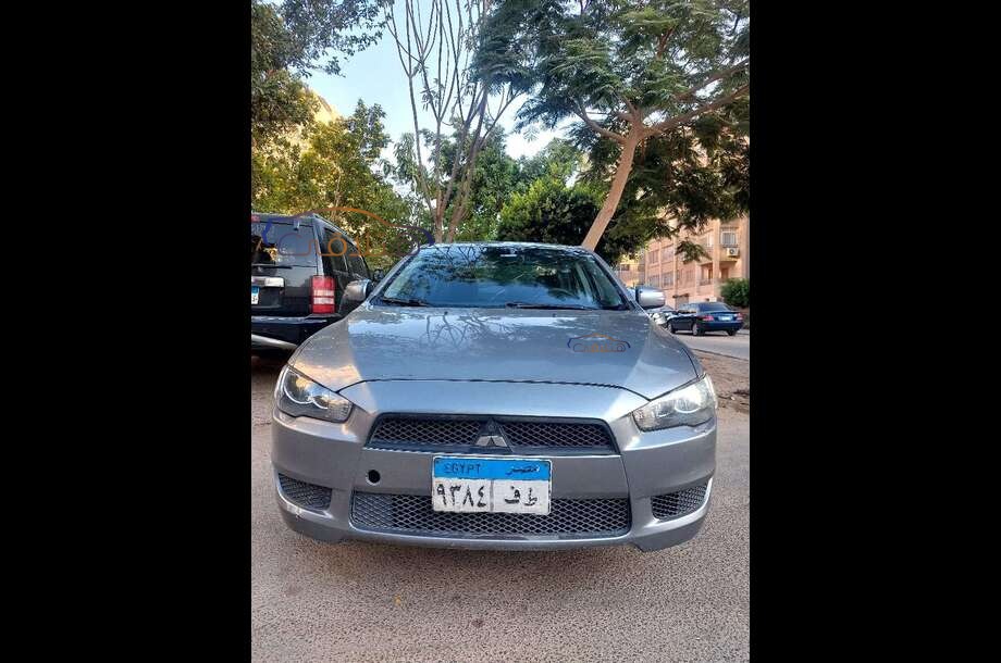 Lancer EX Shark Mitsubishi فضي