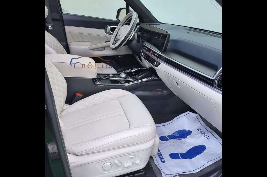 Sorento Kia أسود