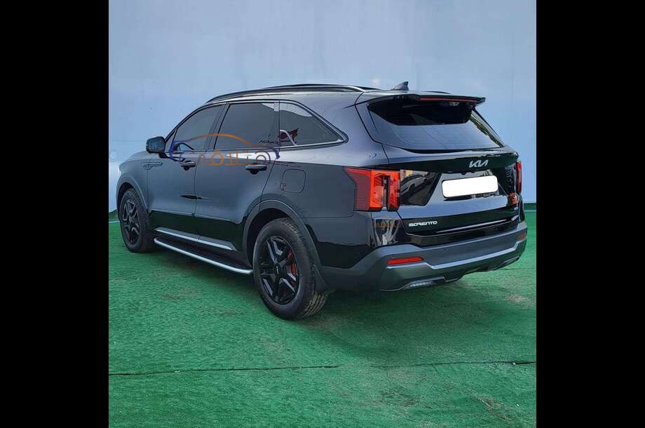 Sorento Kia أسود
