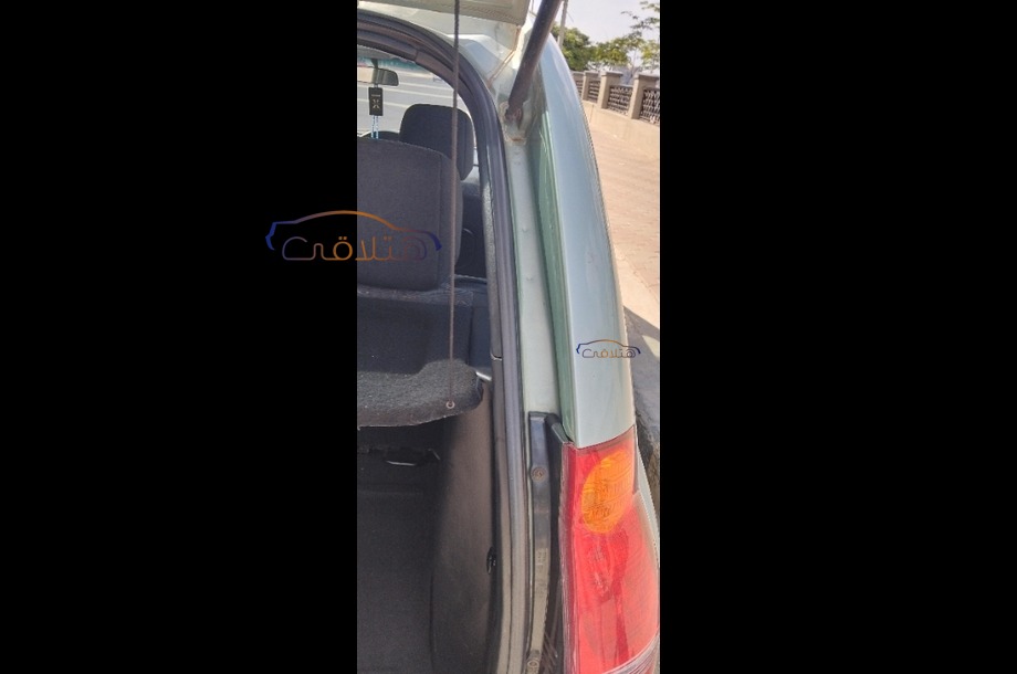 Matrix Hyundai أخضر