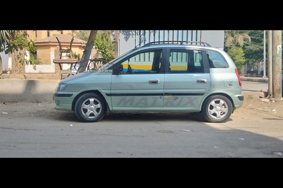 Matrix Hyundai أخضر