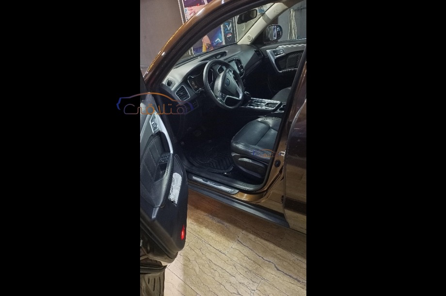 Emgrand X7 Geely Brown