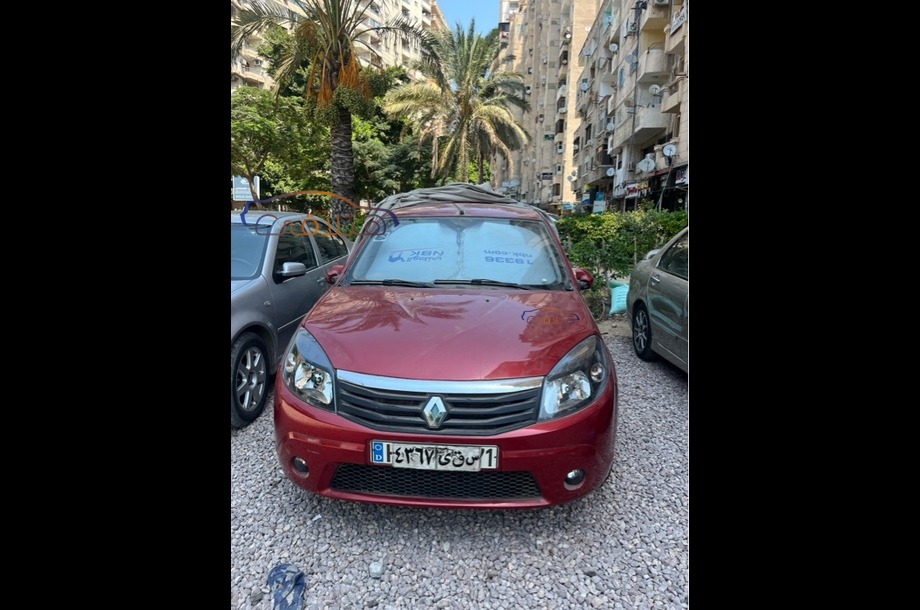 Sandero Renault Red