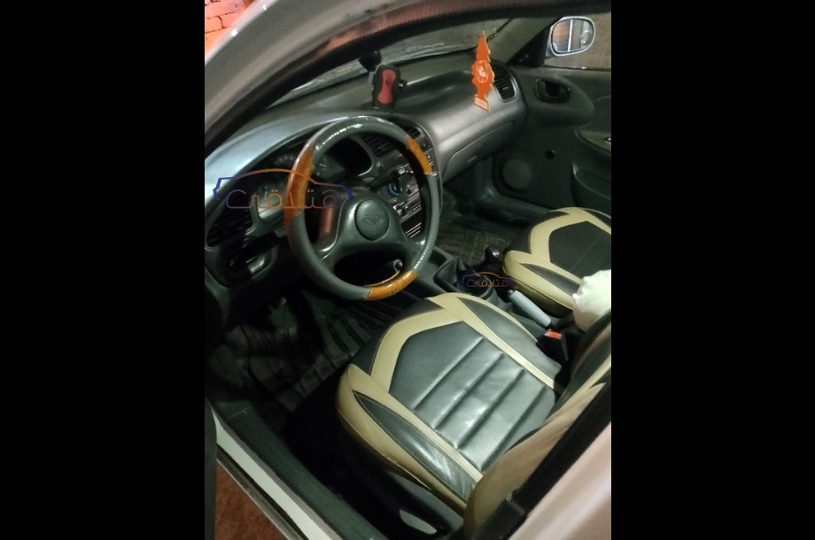 Lanos Daewoo أبيض