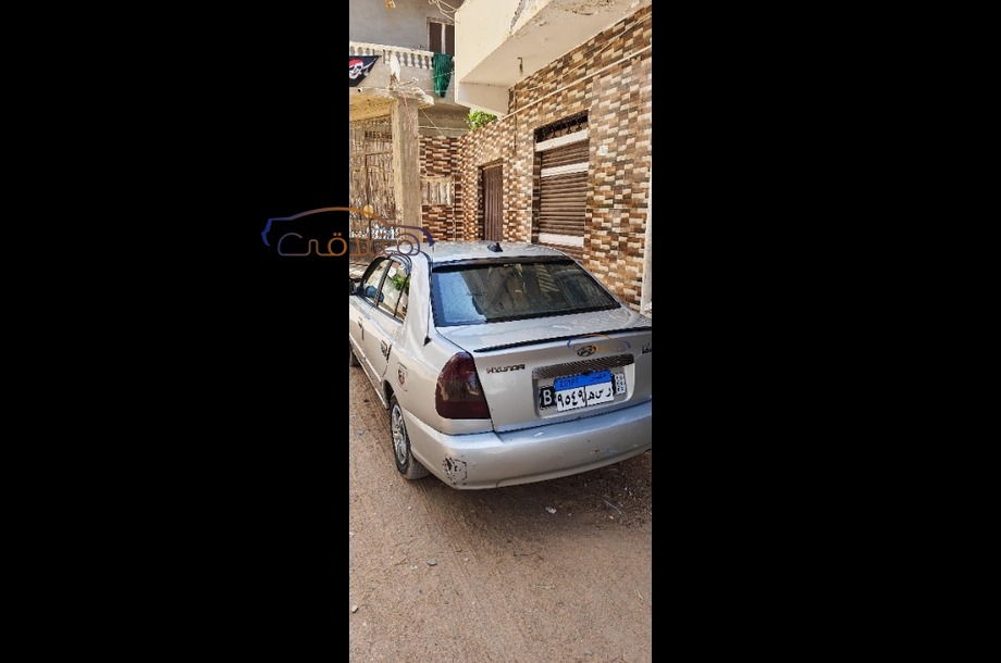 Verna Hyundai Silver