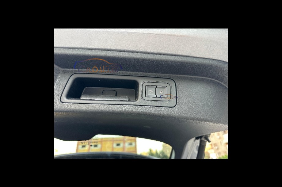 Song Plus Byd فضي