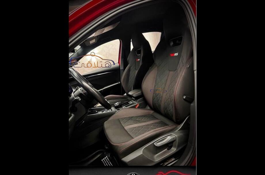 Octavia A8 Skoda احمر