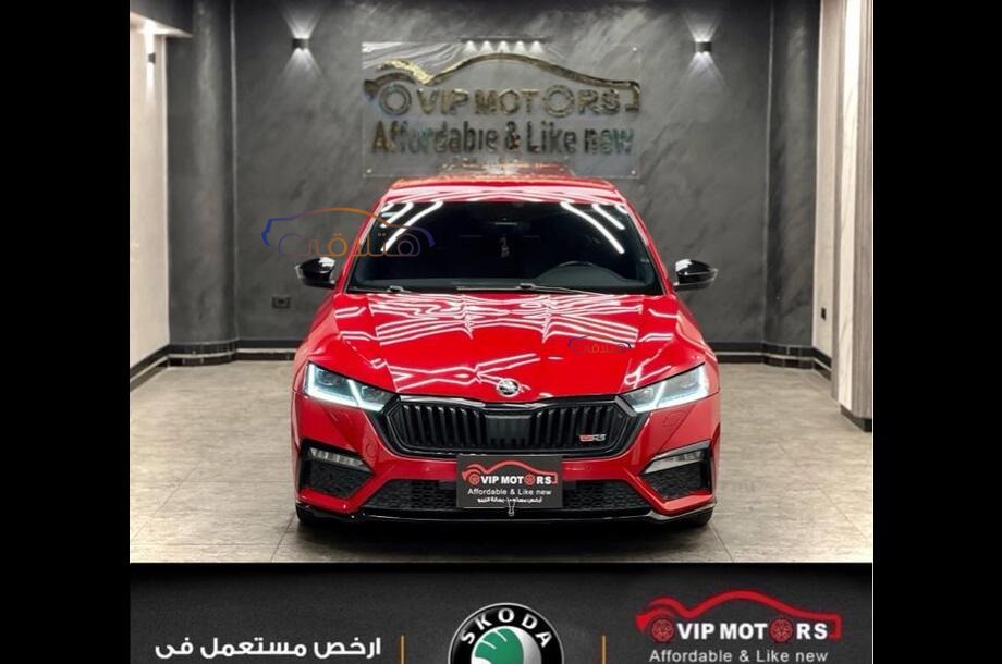 Octavia A8 Skoda احمر