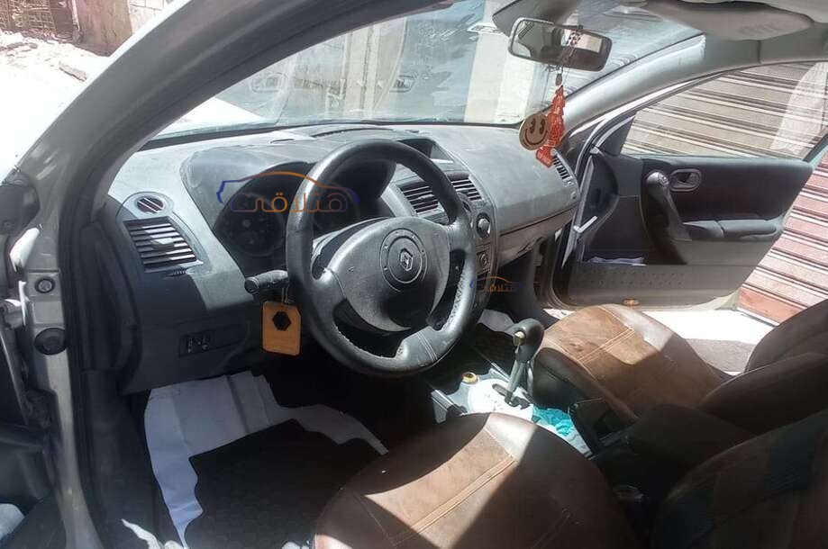 Megane Renault Silver