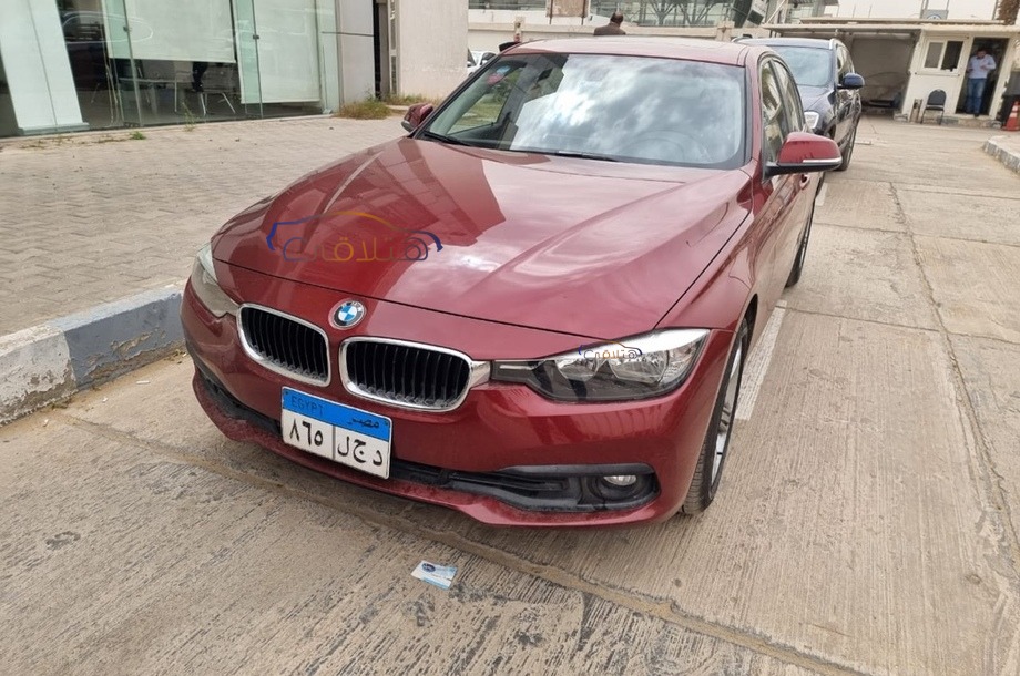 320 BMW Dark red