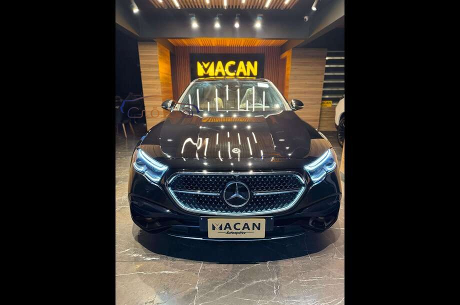 E 200 AMG Mercedes Black