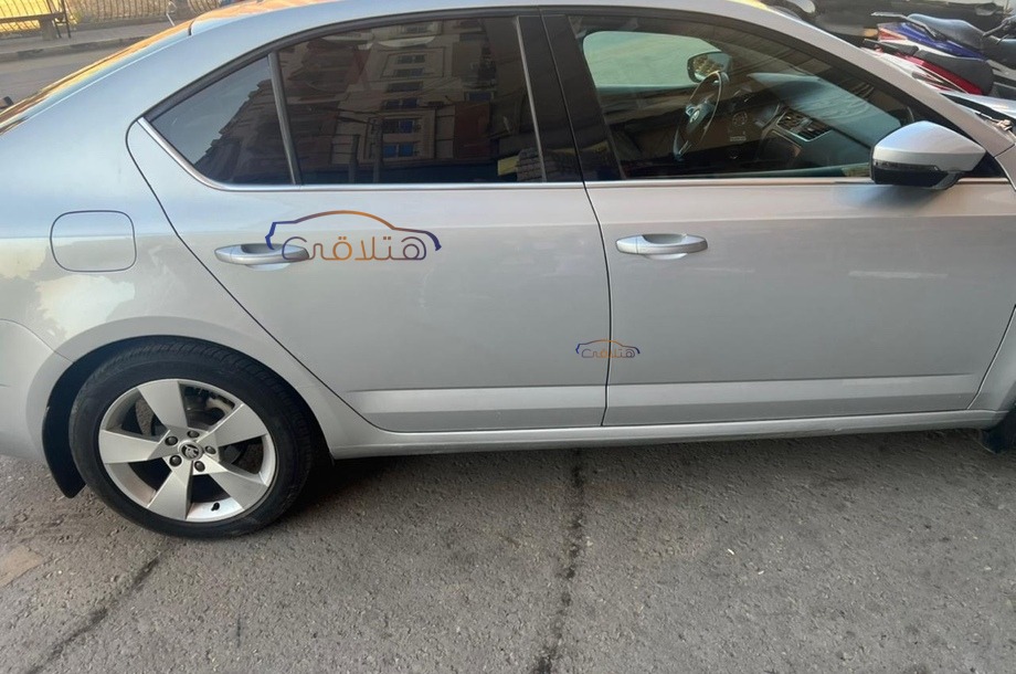 Octavia A7 Skoda فضي