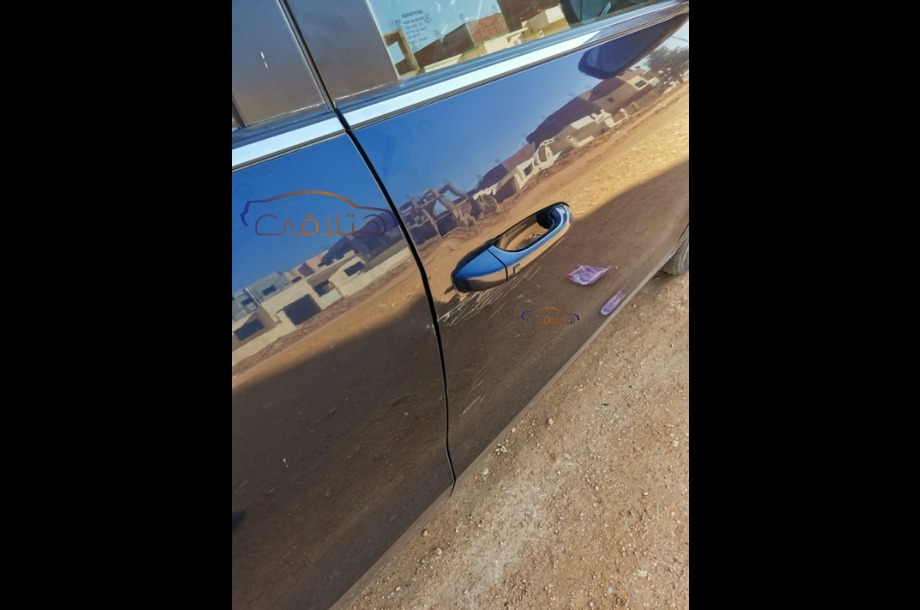 Tivoli Ssang Yong أزرق