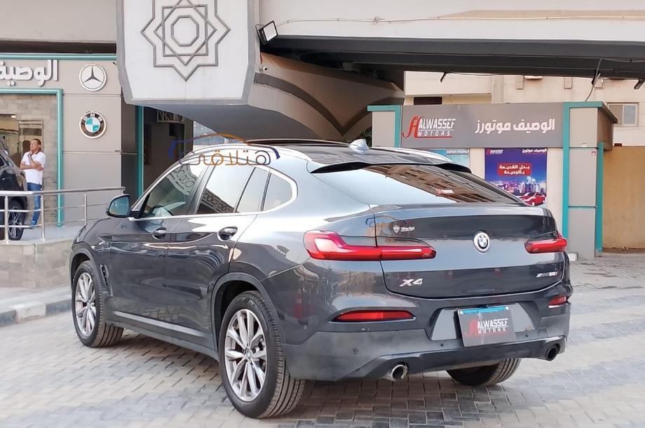 X4 BMW Black