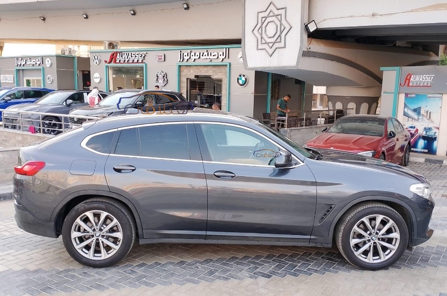 X4 BMW Black