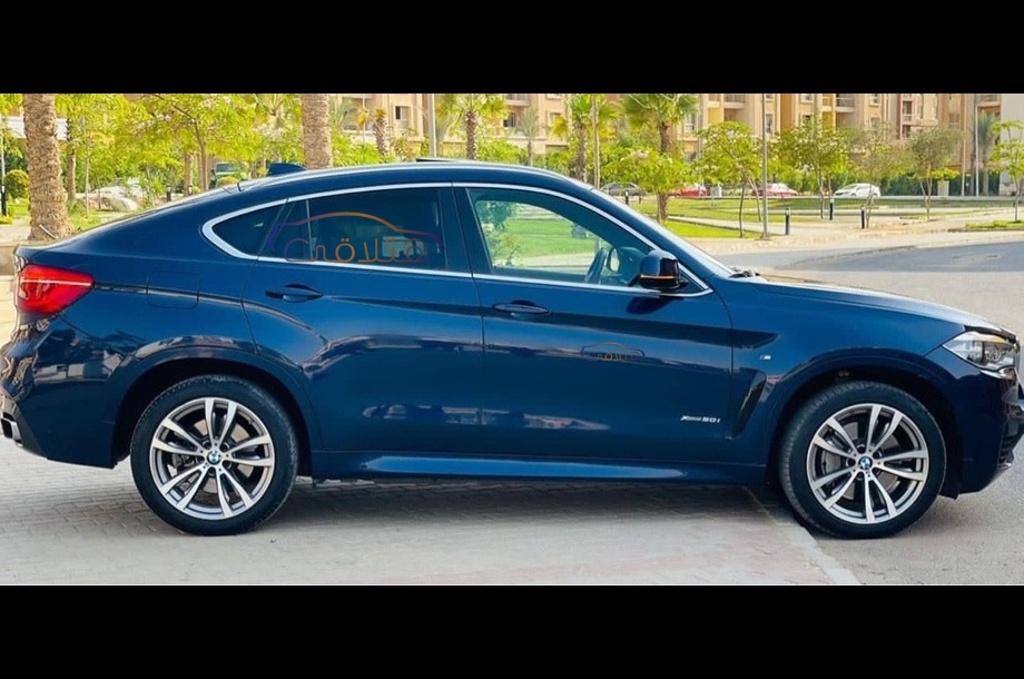 X6 M BMW أزرق