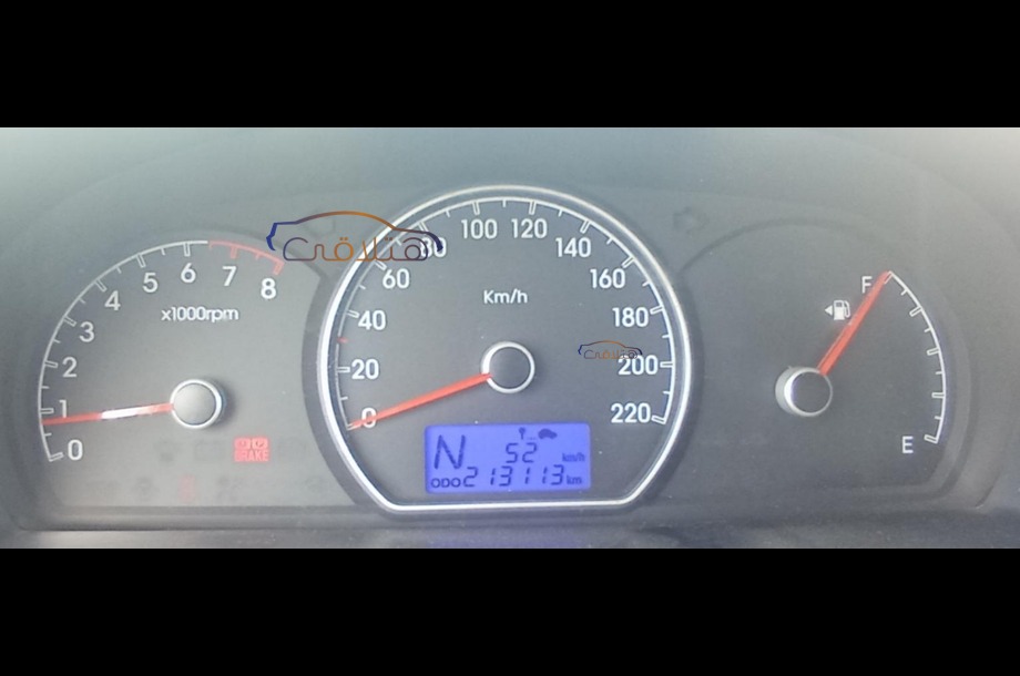 Avante Hyundai فضي