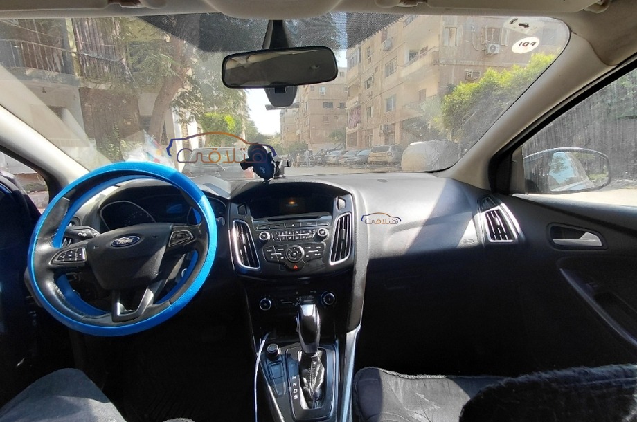 Focus Ford Dark blue